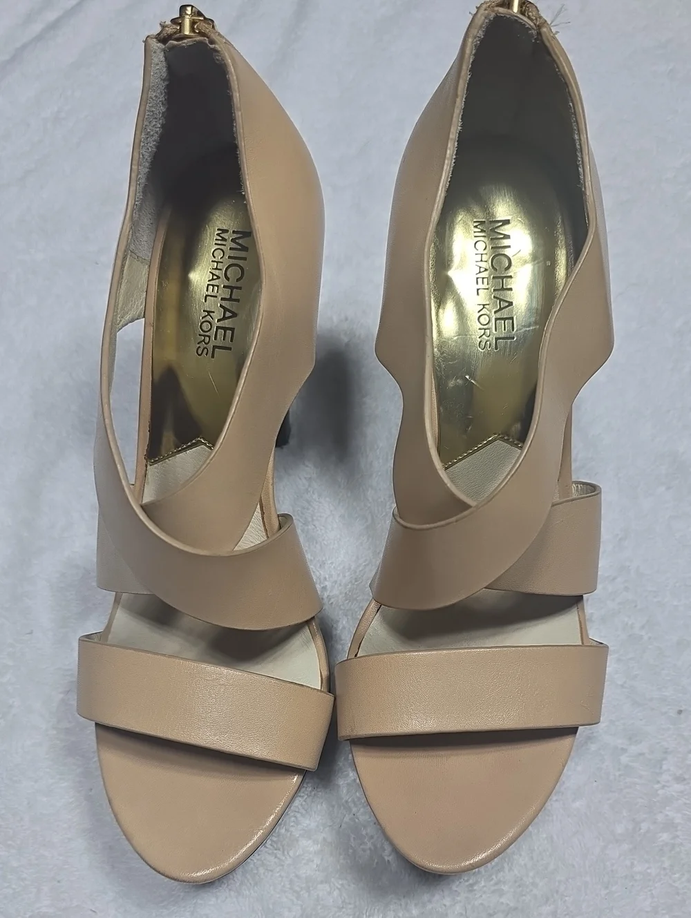 EUC MK Elena Platforms